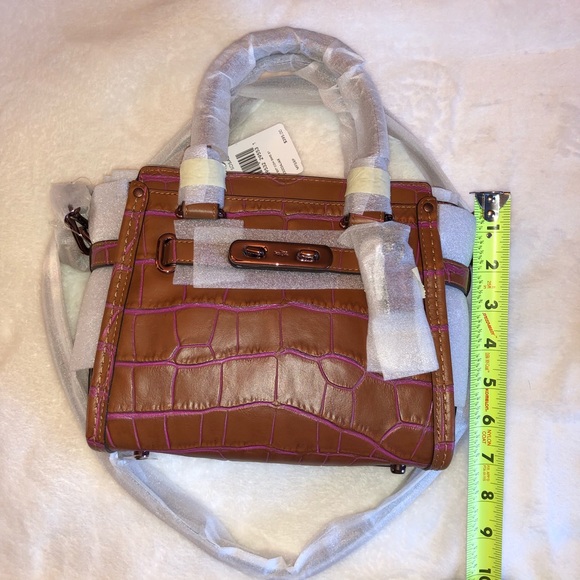 Coach Swagger 21  Saddle/Pink with Rose hardware - Picture 3 of 5